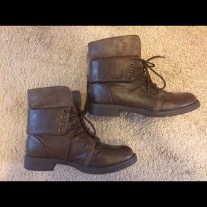 Cute ankle boots 👢